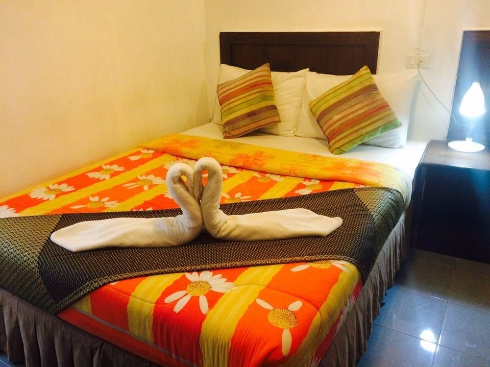 Rooms@Krabi Guesthouse Екстериор снимка
