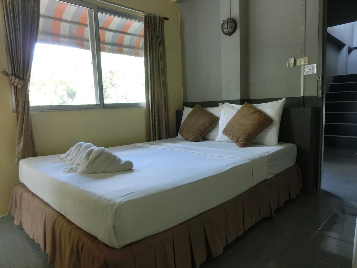 Rooms@Krabi Guesthouse Екстериор снимка