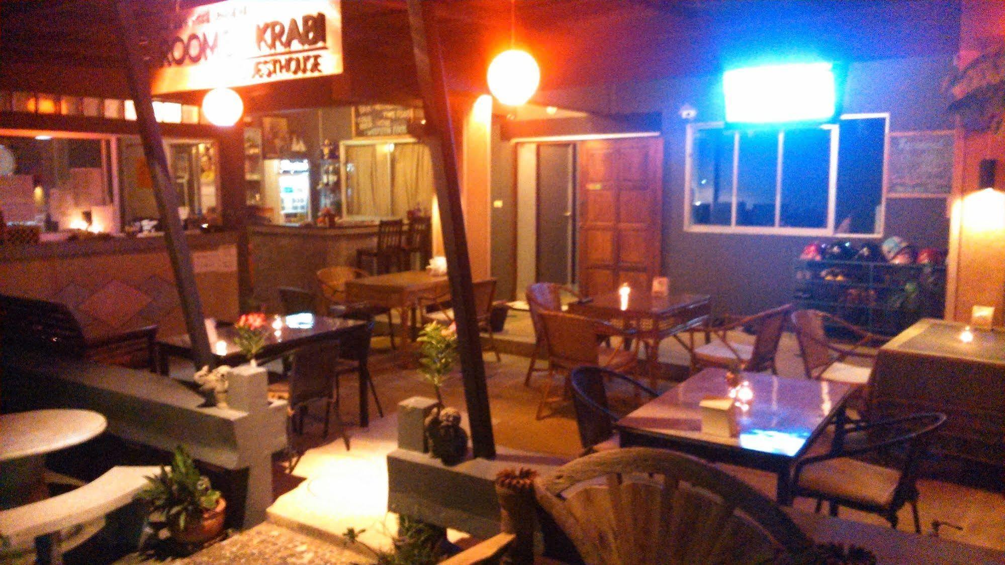 Rooms@Krabi Guesthouse Екстериор снимка
